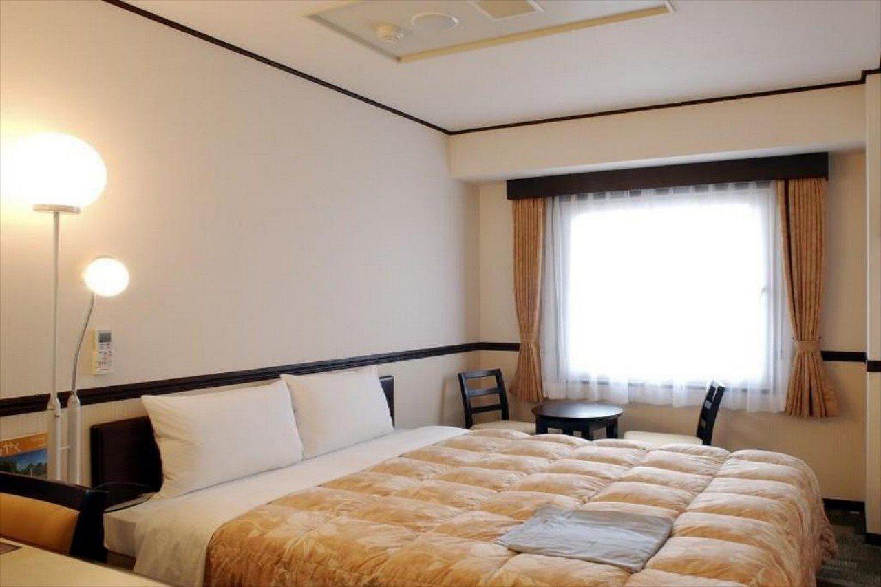Toyoko Inn Okayama Eki Nishi Guchi Migi Dış mekan fotoğraf