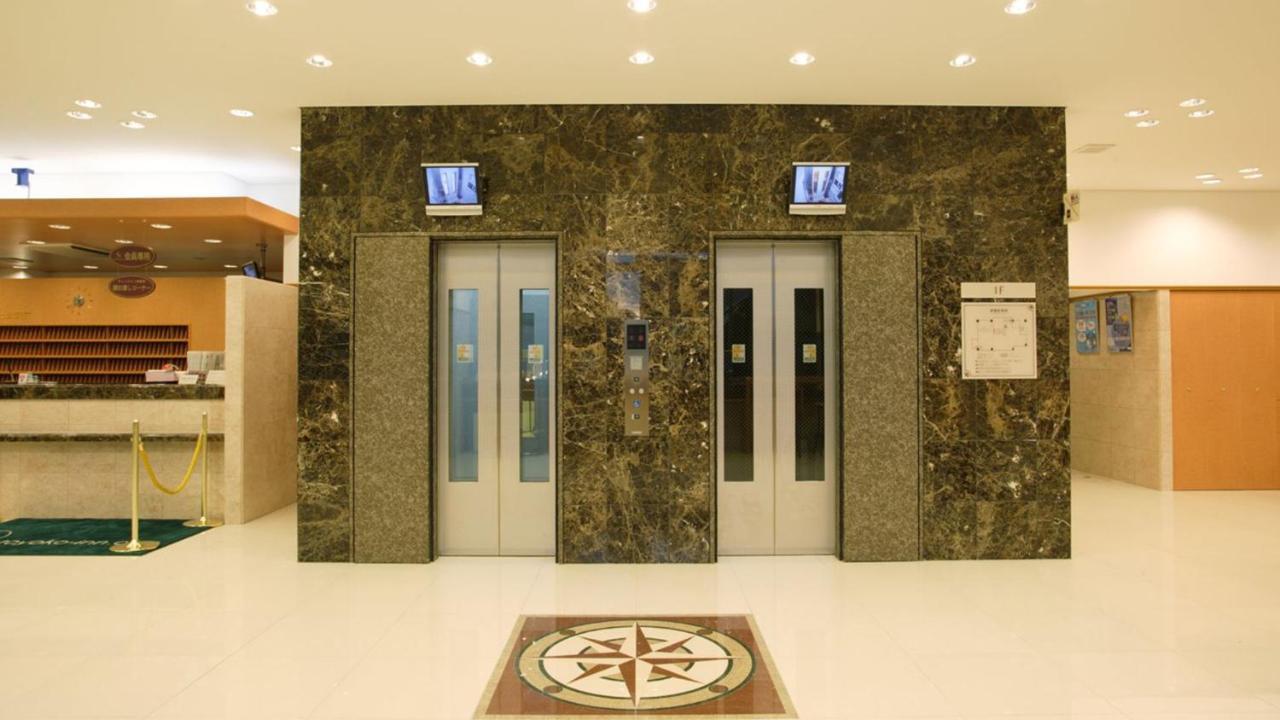 Toyoko Inn Okayama Eki Nishi Guchi Migi Dış mekan fotoğraf